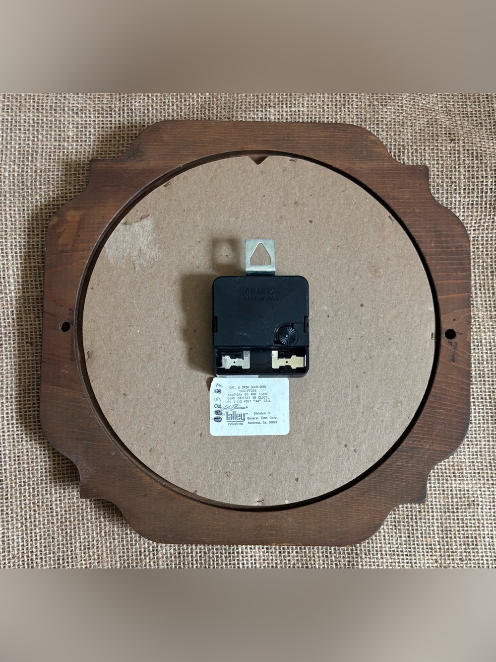 Vintage Seth Thomas Analog Wall Clock Sculpted Octagonal Wood Frame WORKS - Picture 8 of 11